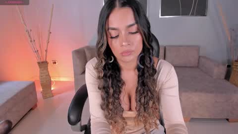 Bianca Pierce online show from October 1, 1:54 pm