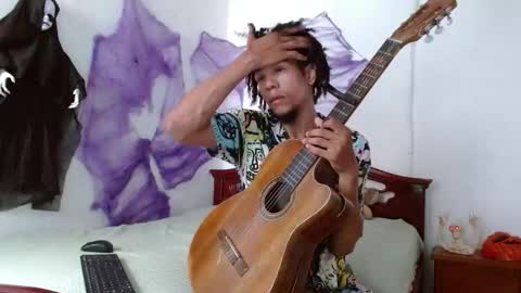 Snapshot of big_boy_lee chatting on October 3, 7:33 pm Camilo online show from October 3, 7:33 pm