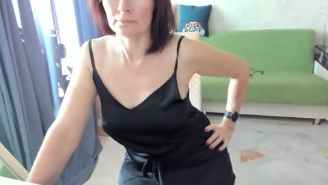 mom online show from September 16, 2:13 am