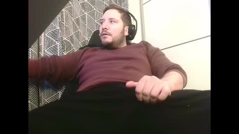 Snapshot of big_sele chatting on January 18, 6:03 am bigbroly88 online show from January 18, 6:03 am