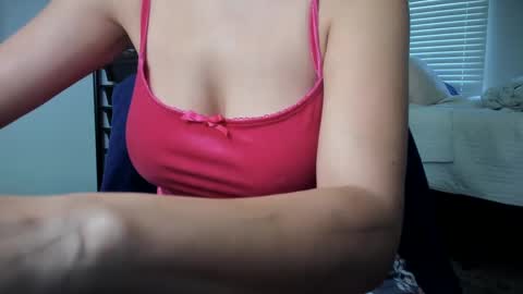 Snapshot of bigb00tyjudi chatting on September 27, 3:43 pm bigb00tijudy online show from September 27, 3:43 pm