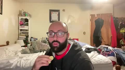 Snapshot of bigbackmuscles1296 chatting on October 30, 12:11 am Mr. Muscle Monster online show from October 30, 12:11 am