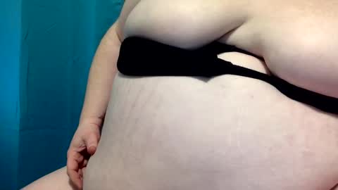 bigbellybabe1987 online show from November 15, 4:25 am