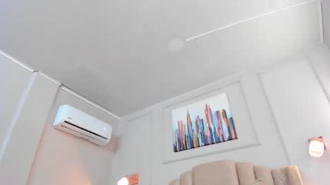   online show from March 10, 9:57 am