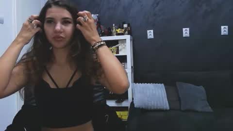 bigbuttjany online show from September 18, 1:31 am