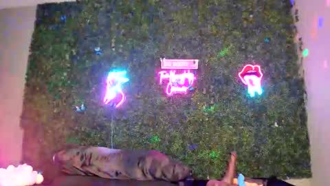 bigbuttsarena online show from March 25, 9:05 am