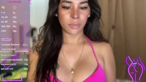 Snapshot of bigcockamanda23 chatting on October 26, 7:09 am queen amanda online show from October 26, 7:09 am