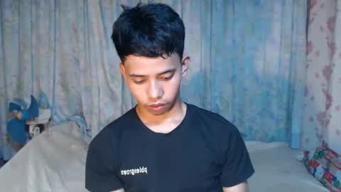 bigcockyummysexjosh online show from March 17, 11:15 am