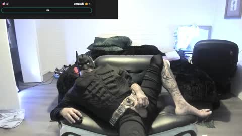 Snapshot of bigdickpiercedtattoos chatting on October 15, 6:05 am bigdickpiercedtattoos online show from October 15, 6:05 am