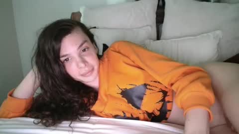 Snapshot of bigdicktrannynicole chatting on October 1, 7:57 pm bigdicktrannynicole online show from October 1, 7:57 pm