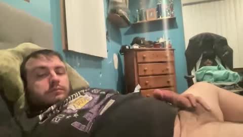 bigdickvin69 online show from December 15, 11:34 pm