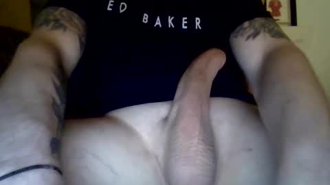 bigdickwillywonka11 online show from January 28, 8:26 pm