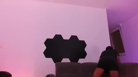 Snapshot of biggeroncam chatting on October 1, 3:38 am biggeroncam online show from October 1, 3:38 am
