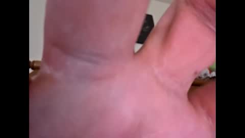 bigguunn online show from February 12, 11:30 pm