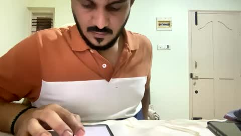 bighandsomesatisfy online show from January 29, 3:15 pm