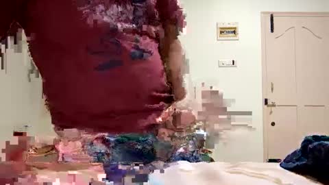 bighandsomesatisfy online show from January 25, 2:03 pm