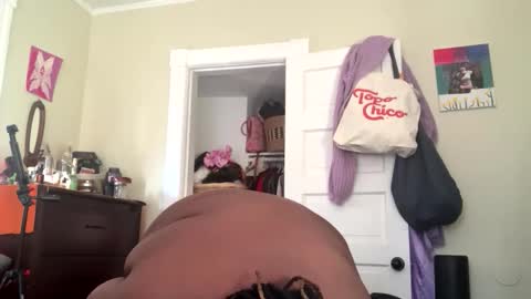 bigkittyraven online show from January 19, 2:16 pm