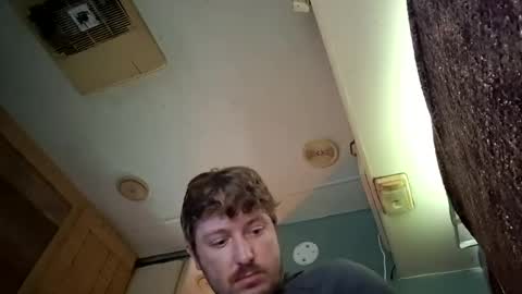 bigonefrfr online show from August 9, 1:49 pm