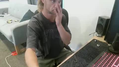 bigpantieslover online show from November 15, 1:29 am