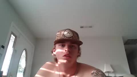 bigpepe7719 online show from May 15, 11:12 pm