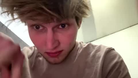 bigskinnyboyshh online show from January 14, 2:40 am