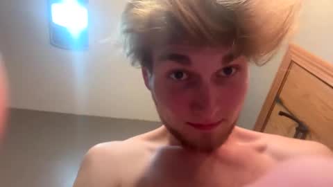 bigskinnyboyshh online show from February 10, 5:25 am