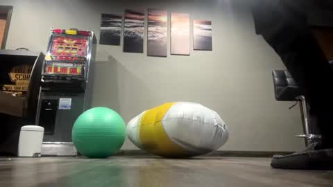 bigskinnyboyshh online show from September 24, 1:23 am