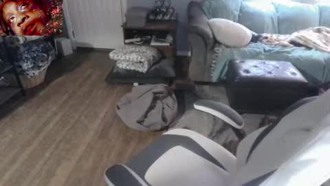 Skittles online show from March 12, 11:58 am