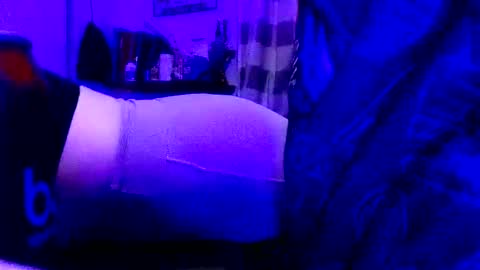 bigsmilekyle online show from February 2, 1:47 am