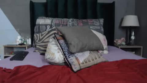 bigsuperbutt online show from May 19, 11:17 am