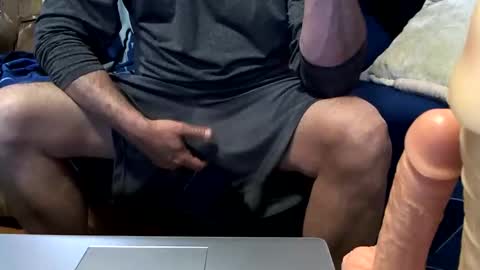 biguylovessuckingcock online show from May 8, 10:26 pm