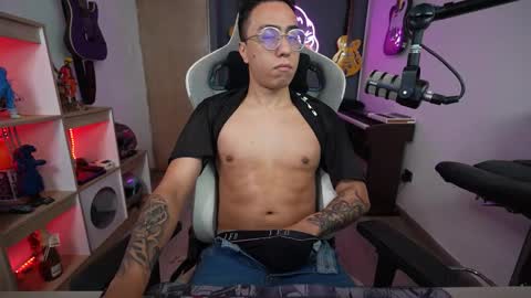 bigxboy96 online show from November 10, 5:32 am