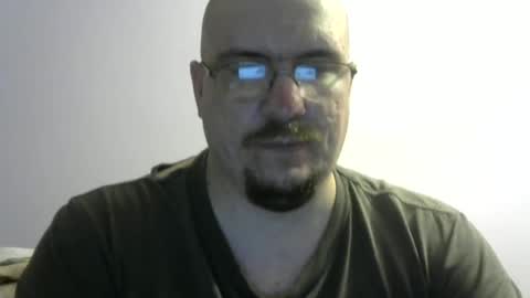 Snapshot of bigxcountry_39 chatting on October 12, 2:48 am bigxcountry_39 online show from October 12, 2:48 am