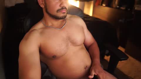 Snapshot of bigzz1 chatting on September 24, 1:34 am Valleyguy818 online show from September 24, 1:34 am