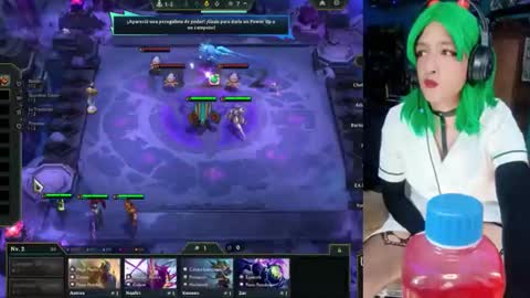 Snapshot of billie_cross_ chatting on October 12, 8:07 am billie_cross_ online show from October 12, 8:07 am