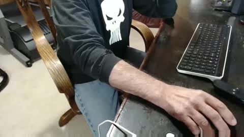 billy471 online show from April 18, 10:43 pm