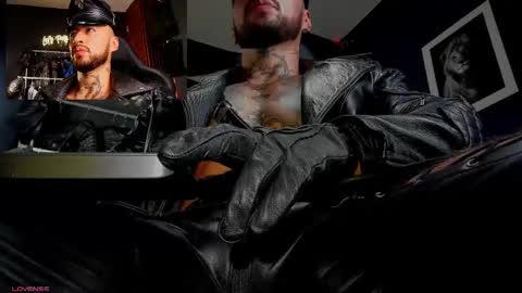 Snapshot of billymayer_ chatting on September 20, 8:01 pm billy online show from September 20, 8:01 pm