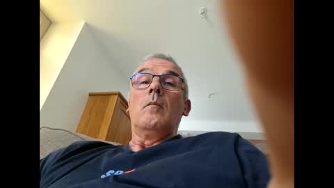 bilou2509 online show from April 19, 10:49 am