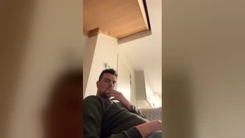 bingeling123 online show from March 13, 10:35 pm