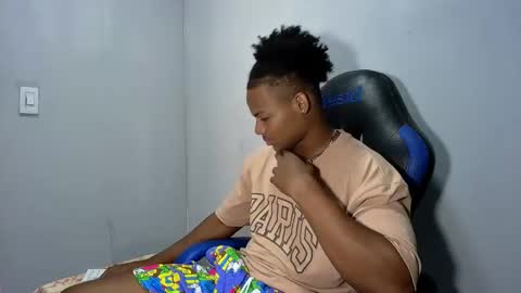 tu morenito online show from March 30, 9:04 pm