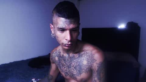 Snapshot of black_firex chatting on October 2, 5:23 pm black_firex online show from October 2, 5:23 pm