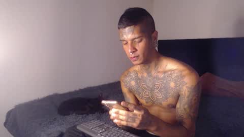 Snapshot of black_firex chatting on September 18, 12:47 am black_firex online show from September 18, 12:47 am