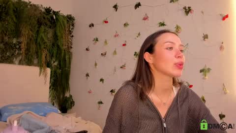 Jenny online show from April 2, 1:51 pm