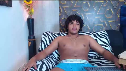 Snapshot of black_king_241 chatting on September 26, 5:37 am black_king_241 online show from September 26, 5:37 am