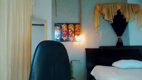 Snapshot of black_king_241 chatting on October 1, 3:16 am black_king_241 online show from October 1, 3:16 am