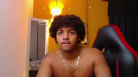 Snapshot of black_king_241 chatting on March 6, 9:03 am black_king_241 online show from March 6, 9:03 am