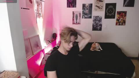 Bryan  online show from March 8, 4:56 am