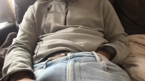 blackdiscreet online show from October 8, 8:20 am