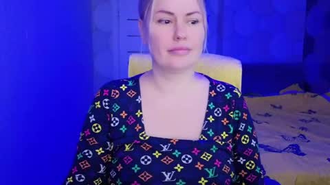 blackeyes11 online show from April 19, 1:50 am