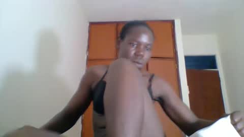 Snapshot of blacksexygal chatting on September 10, 7:37 pm SARAH online show from September 10, 7:37 pm